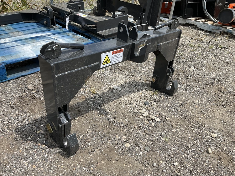 Used WOLVERINE TR-26-02C 3 POINT QUICK HITCH ADAPTER FOR TRACTOR Miscellaneous Agriculture (Farm) Equipment Michigan US | Miedema Asset Management Group #1324199