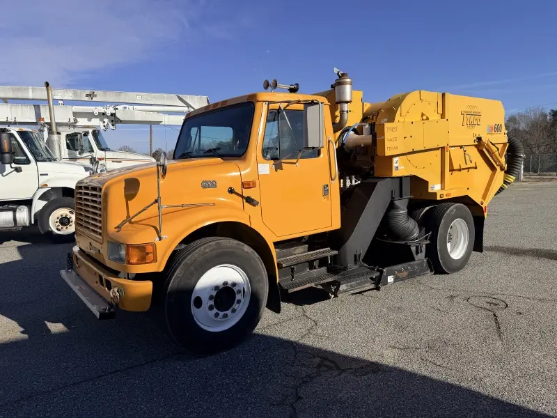 Used 2001 INTERNATIONAL 4000 Street Sweeper North Carolina US | Levan Equipment #1546311