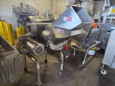 Used URSCHEL Diversacut 2110A Slicers / Dicers / Cutters Illinois US | M&M Equipment Corp. #1341239