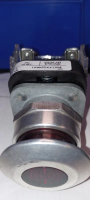 USED Allen-Bradley A/B 194R-HS4E A ON/OFF SWITCH