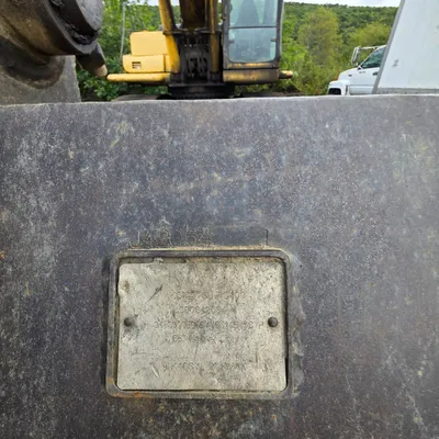 2000 KOMATSU PC400LC-6LM Excavator | Iron Listing (39)