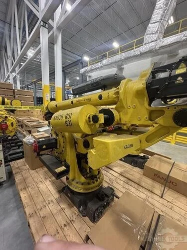 Used 2014 FANUC M-900IA/400L Robots Michigan US | RAB Industries, Inc. #184567