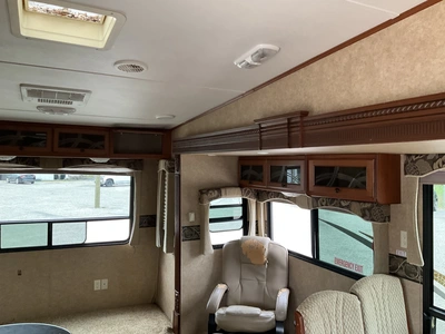 Used 2011 HEARTLAND GREYSTONE M-29RL Campers, Caravans, Motorhomes Michigan US | Miedema Asset Management Group #1384742