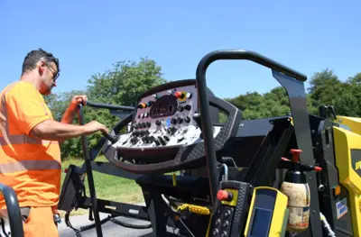 BOMAG BF 200 C-2 Asphalt Pavers | Mid South Machinery (18)