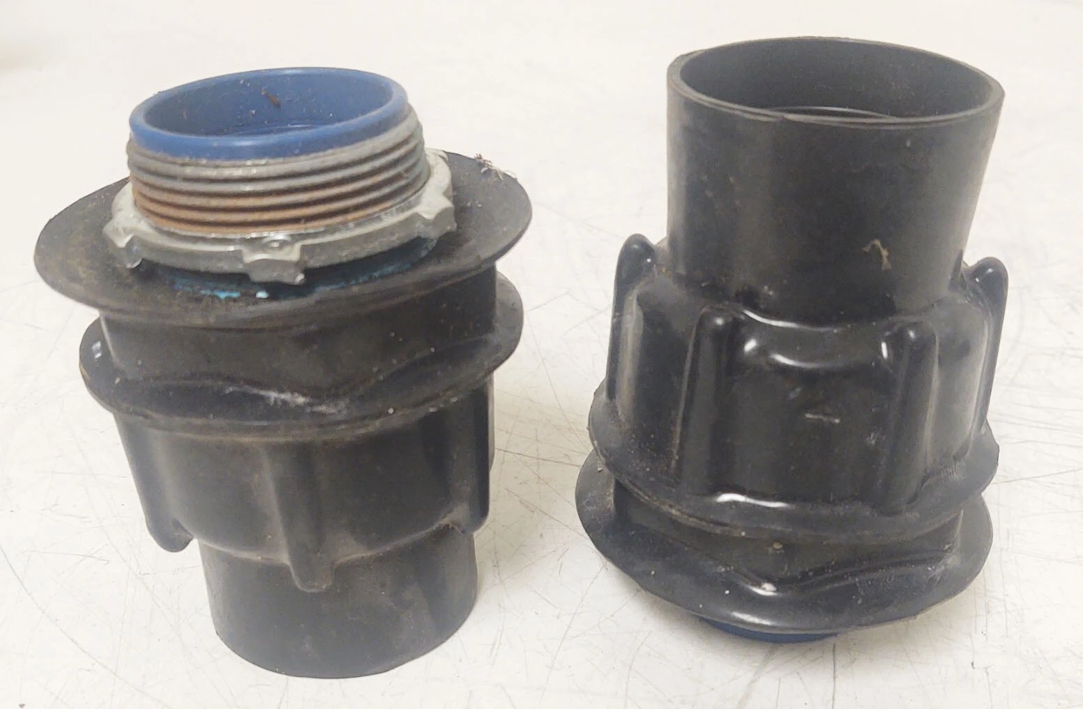 🔥(2 PCS) Robroy Plasti-Bond 1-1/2" Liquid Tight Connectors