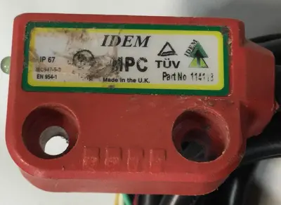 USED IDEM SAFETY SWITCHES 114113
