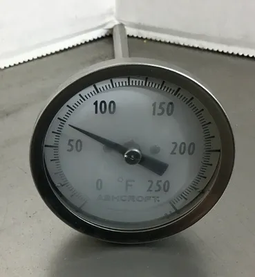 Ashcroft 7QA-84002-028 2" Bimetal Thermometer 0-250 Degrees F 4" stem. 6B