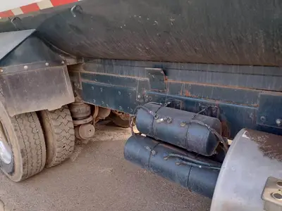 USED 1995 KENWORTH T800