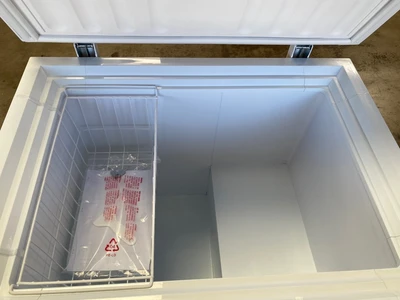 171-0385 36" Solid Top Self Contained Ultra Low Temperature Chest Freezer