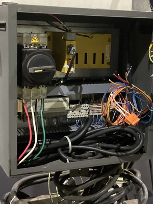 USED 2003 FANUC M-16IB/20 + R-J3IB