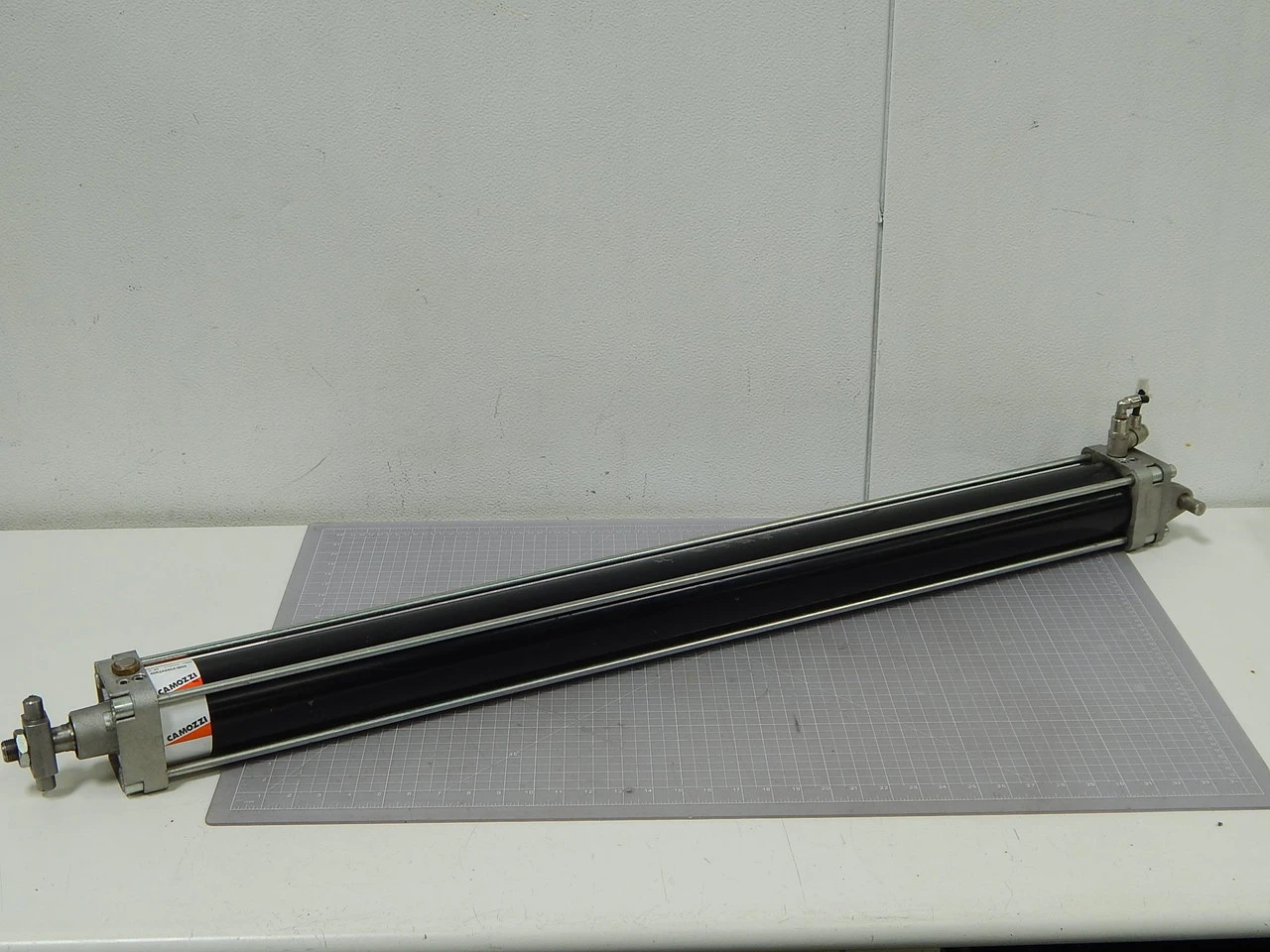 Used CAMOZZI _UNKNOWN_ Pneumatic Cylinders Texas US | OCO Industrial #1571161