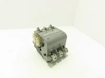 Furnas 40HP32AF Contactor Motor Starter 3Ph 600v 50Hp Ser A Coil 120v Size 3 90A