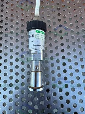 USED WIKA S-10 STAINLESS STEEL PRESSURE TRANSMITTER 0-100 PSI, 4-20 MA, 10-30 V