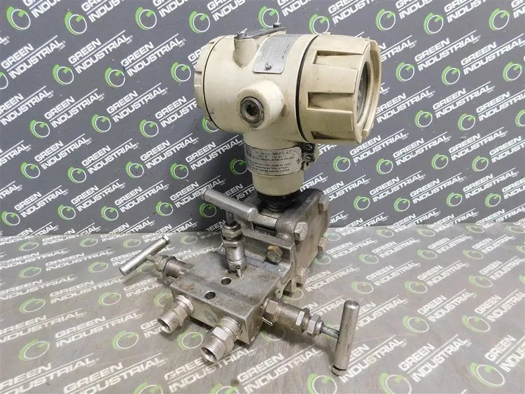 Used ROSEMOUNT ANALYTICAL STD120-E1A-00000-SM, F1D3-A25G Pressure Transmitters | Green Industrial #682799