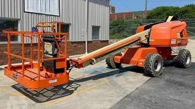 USED 2021 JLG 400S
