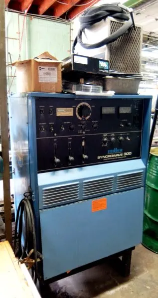 Miller Synchrowave 300 AC/DC Gas
Tungsten-Arc