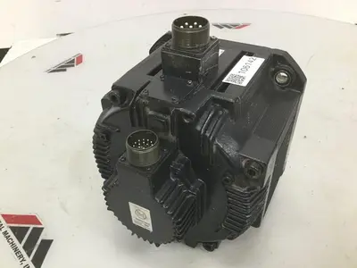 USED YASKAWA SGMD-40AWA-YR11