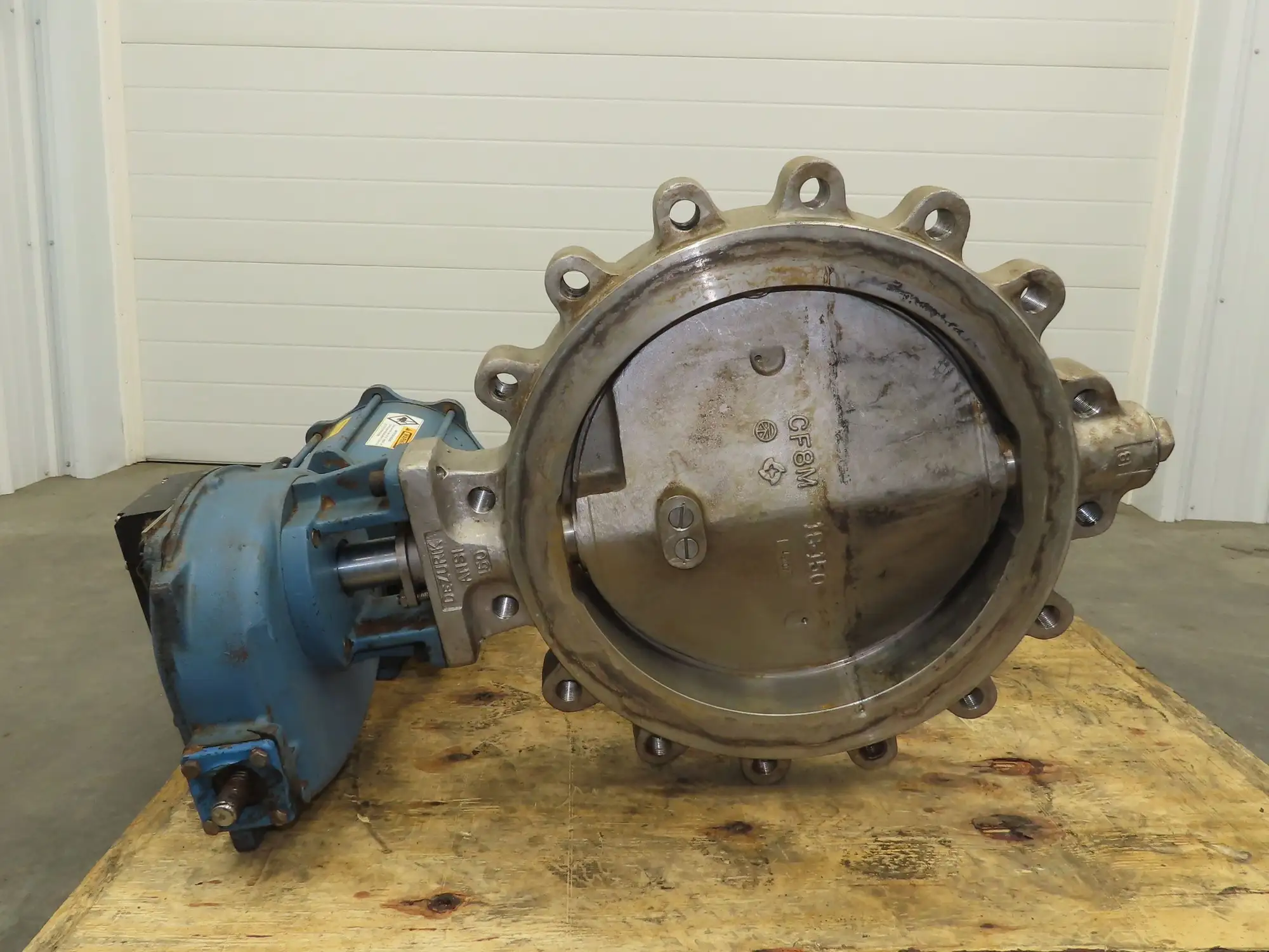 DeZurik 18" Stainless Butterfly Valve 16-Lug w/Air Actuator & PMV Positioner