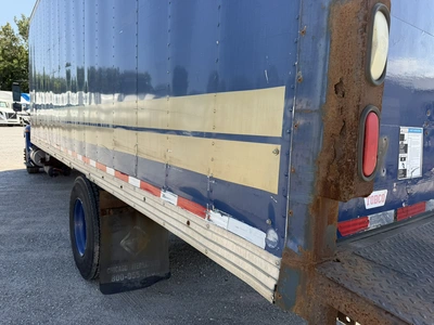 Used 2006 INTERNATIONAL 4300 SBA4X2 Box trucks Indiana US | Miedema Asset Management Group #1414591