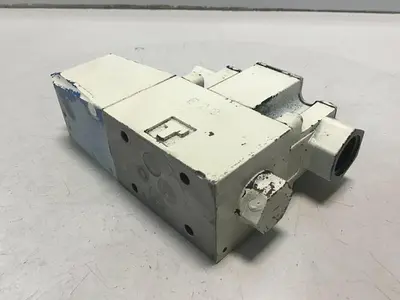 USED VICKERS DG4V30AIMP7H7B2550