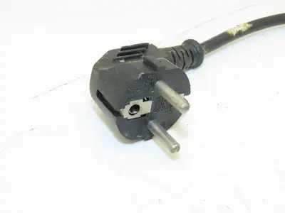 LMI Milton Roy A153-392SI Chemical Metering Dosing Pump 3.8 LPH 230V