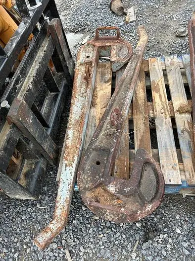 Used AFTERMARKET SET OF 63" J-WRENCHES Wrenches Pennsylvania US | East West Machinery & Drilling #1417291