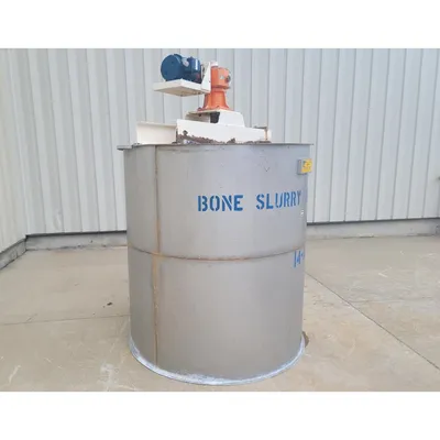 Used Industrial Air Inc. 750 Gallon Stainless Steel Vertical Mix Tank