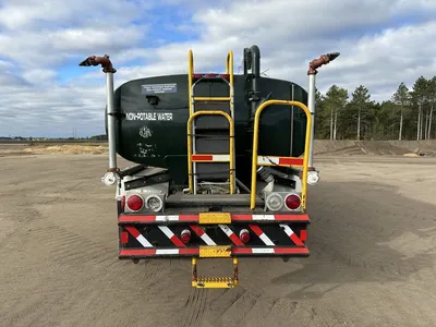 Used 2016 FREIGHTLINER 108SD TANKER Tanker trucks Minnesota US | Carco Truck & Equipment #1514307