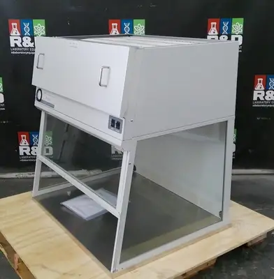 Fisherbrand/Labconco 3ft 3560002 HEPA PCR Workstation Laminar Flow w/UV Lighting