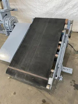32" WIDE  X 72" LONG POWERED INFEED/OUTFEED CONVEYOR. STOCK # 0950922