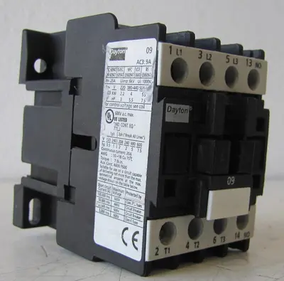 Dayton Electrical 9 Amp IEC Contactor 3 Pole 600V Max 6EAJ9 w/ 24V 50/60 Hz Coil