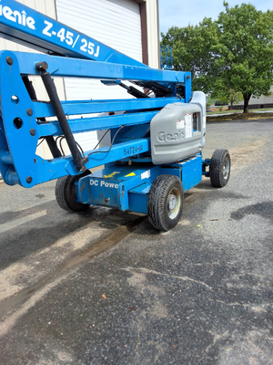USED 2012 Genie Z-45/25J DC