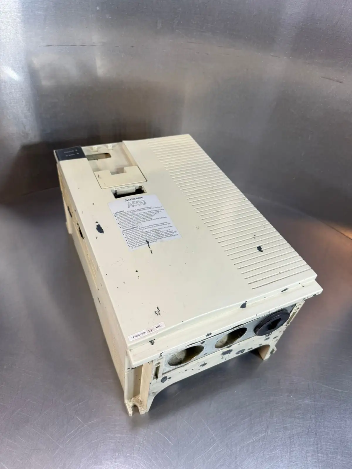 Mitsubishi FR-A520-22K / 22KW 200-240V FR-A520-22K-TF (10.4.4)