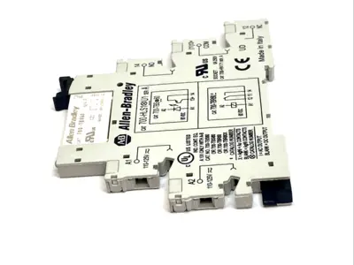 USED ALLEN-BRADLEY RELAY W/ 700-TBR60 BASE 1NO 2A 110/125VAC/DC