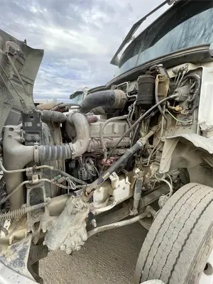USED 2011 MACK PINNACLE CXU612