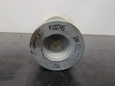 USED DONALDSON P102745