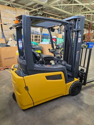 Used 2017 CATERPILLAR 2ET4000 Misc Forklifts Ontario CA | CNCsurplus #921647