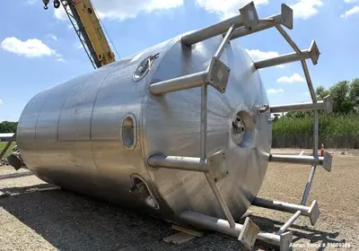 Used DCI _UNKNOWN_ Stainless Steel Tanks Illinois US | Aaron Equipment #1303788