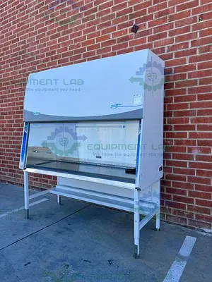 USED LABCONCO 302611100 CLASS II TYPE A2 LOGIC PLUS BIOLOGICAL SAFETY CABINET 6 FT, 115V