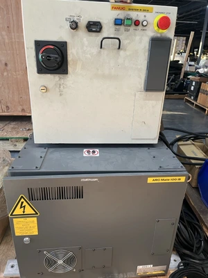 Used 2007 FANUC ARC MATE 100IB/6S 1215-B811 Robots Missouri US | Revelation Machinery #874565