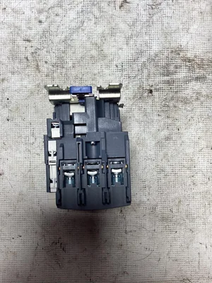 USED SCHNEIDER ELECTRIC LC1 D80 C