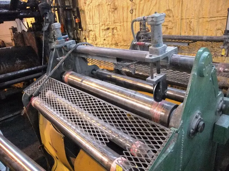 Pneumatic Slitter