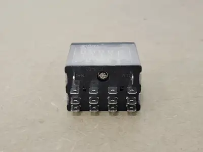 USED SCHNEIDER ELECTRIC RPM42F7
