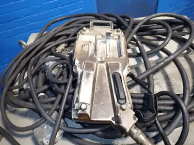 USED 2013 YASKAWA MOTOMAN MH6