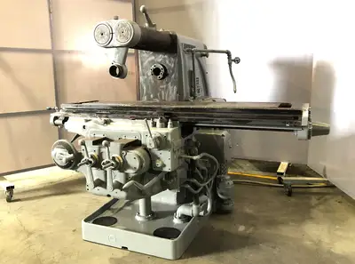 USED KEARNEY & TRECKER MILWAUKEE