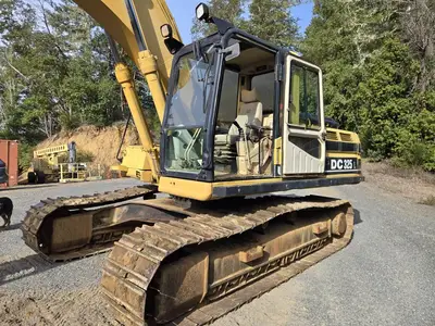 USED 1996 CATERPILLAR 325L