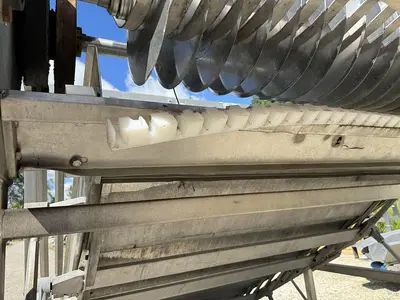 USED MAGNUSON ENGINEERING SHUFFLO FEEDER AND SLICER 54" WIDE