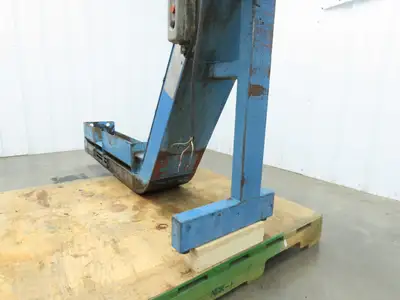Tsubaki 10"W x 90"L Chip Conveyor 7.5"Belt 45" Infeed 38"H Discharge 220V 3PH