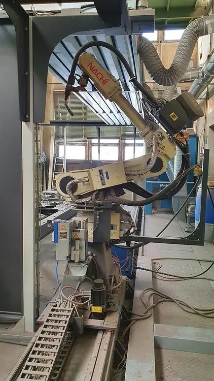 Used 2015 NACHI MC10L-01 Robotic Welding Cells CZ | Amaron s.r.o. #1068422