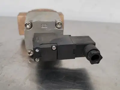 NEW SMC VNB414C-25A-6DZ